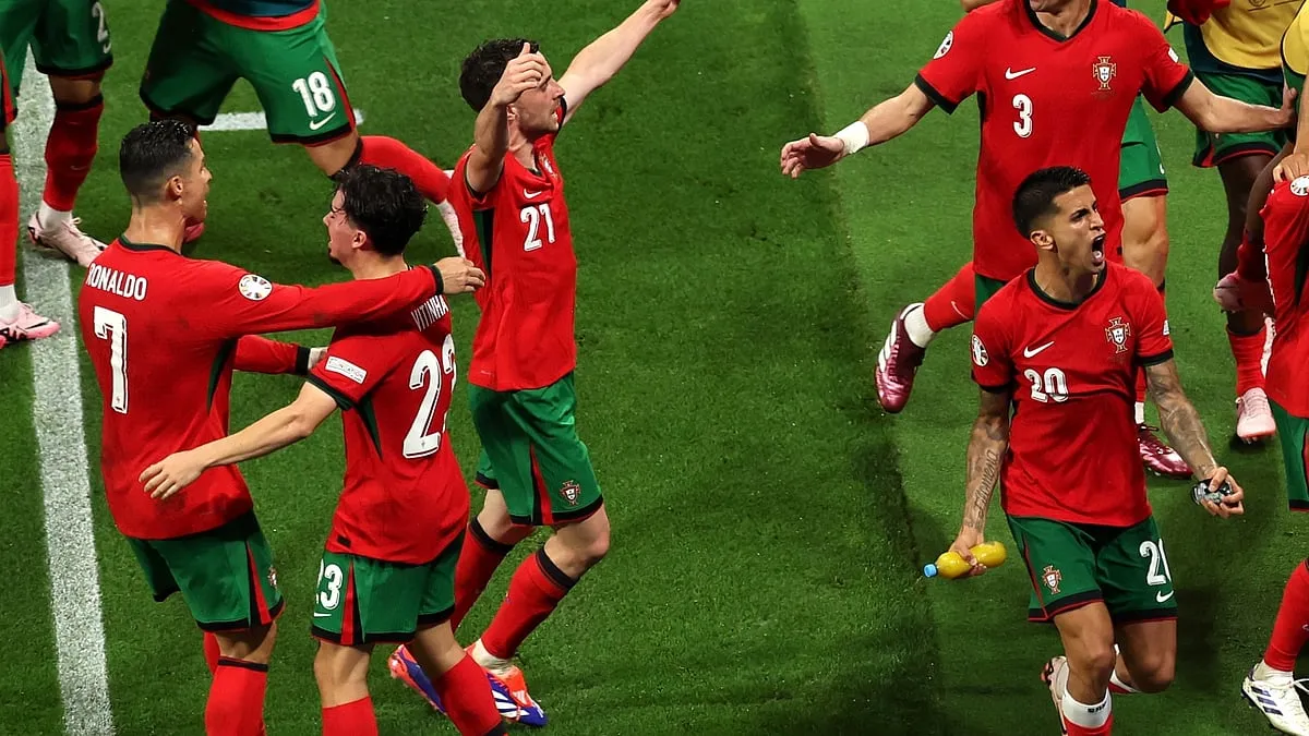 Mexico vs portugal: মেক্সিকো বনাম পর্তুগাল: আন্তর্জাতিক বন্ধুত্বপূর্ণ ম্যাচের প্রস্তুতি