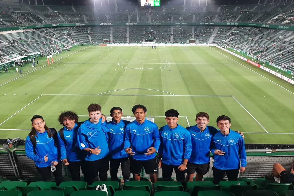 Real madrid vs elche cf: রিয়াল মাদ্রিদ বনাম এলচে সিএফ: রিয়াল মাদ্রিদ ৪-১ ব্যবধানে জয়ী