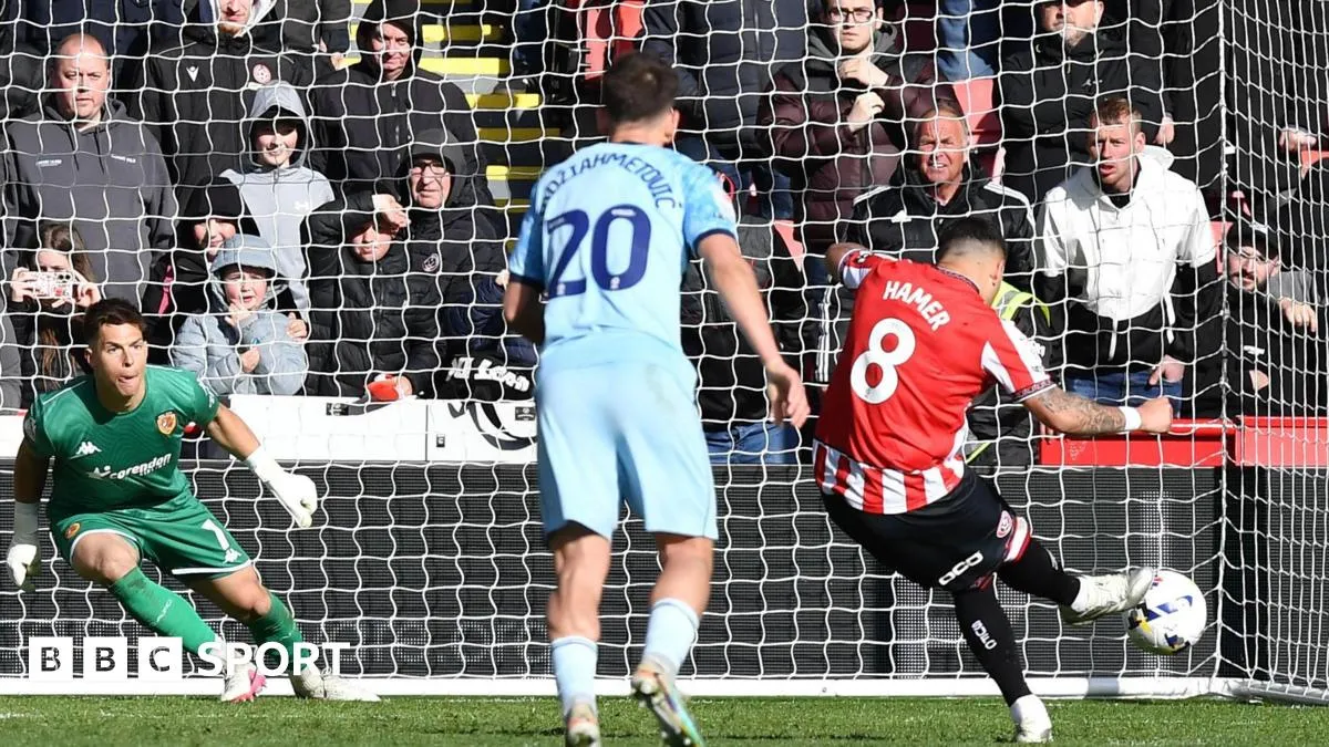 Sheffield united vs hull: শেফিল্ড ইউনাইটেড বনাম হাল সিটি: ২-১ ব্যবধানে জয়